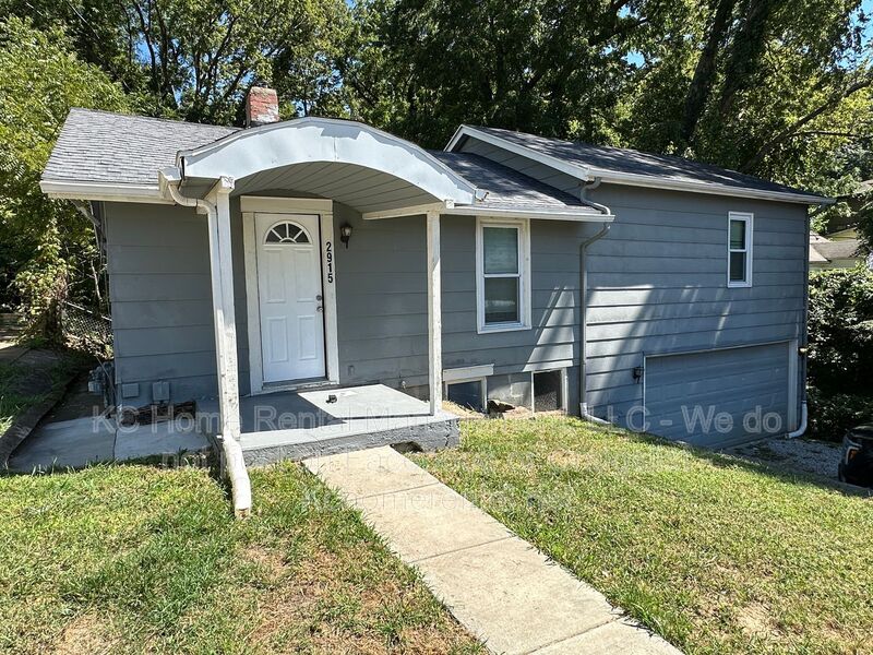 Kansas City House: 2915 Ne. Jaudon St.
