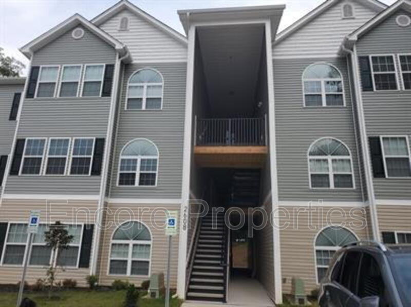 Greensboro Condo: 2608 Pennoak Lane