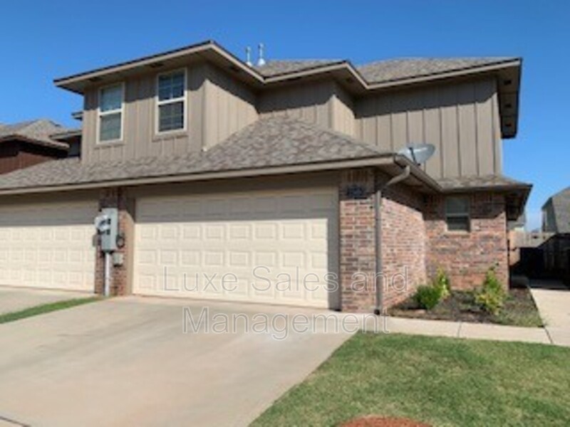 Edmond House: 2149 Buena Vida Lane