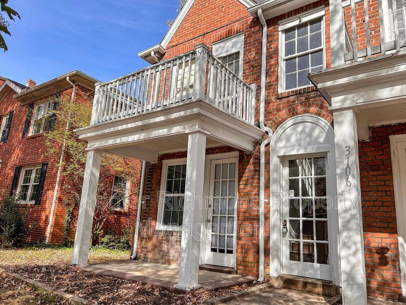 Richmond Condo: 3106 Stuart Avenue