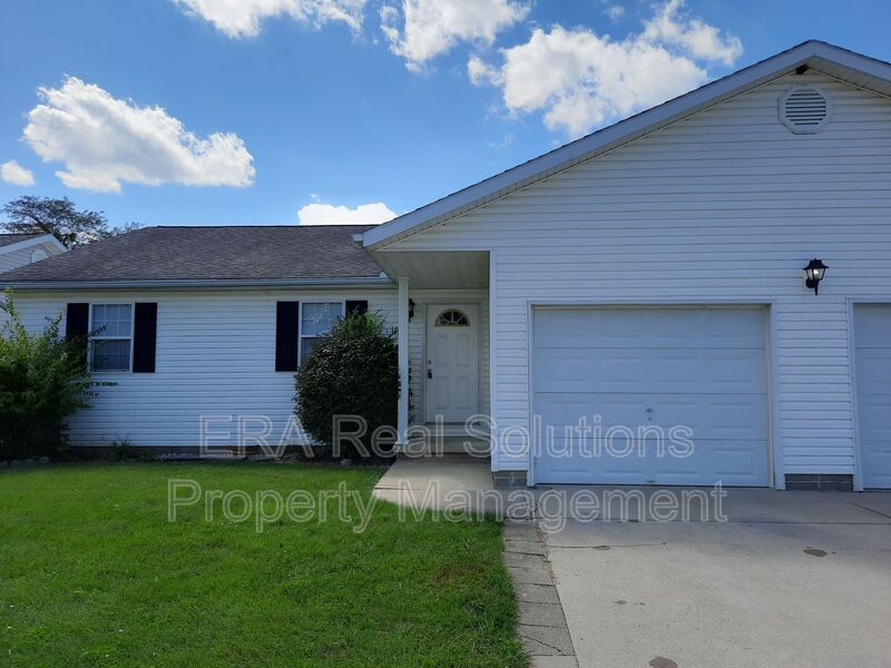 Hillsboro House: 1060 N West St.