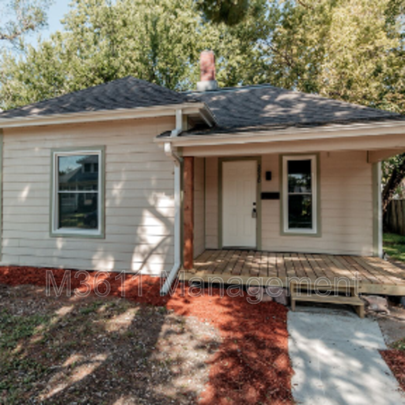 Lincoln House: 2930 Starr St