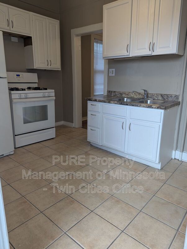 Saint Paul Condo: 605 Van Buren Ave