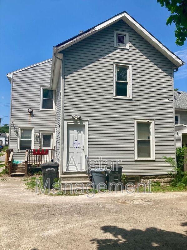 Elyria Condo: 1120 East Avenue