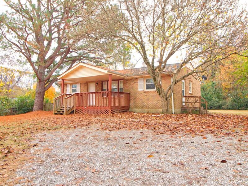 Clarksville House: 402 Britton Springs Rd