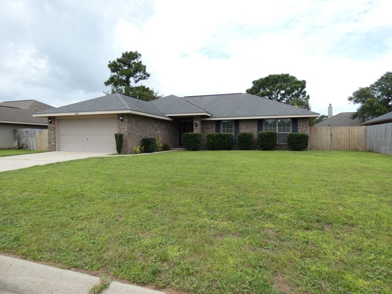 Gulf Breeze House: 1712 Bay Pine Cir
