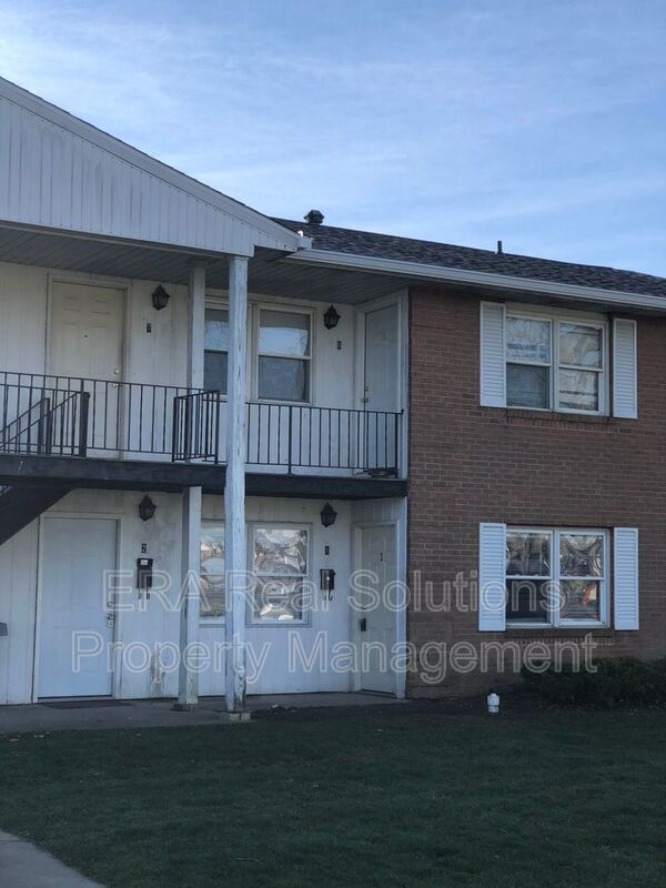 Washington Courthouse Condo: 2001 Heritage Dr.