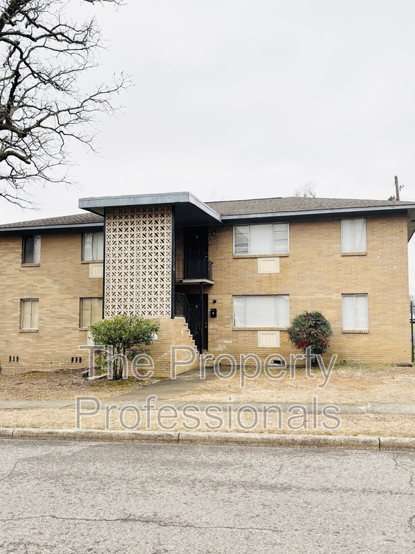 Birmingham House: 712 Vanderbilt St