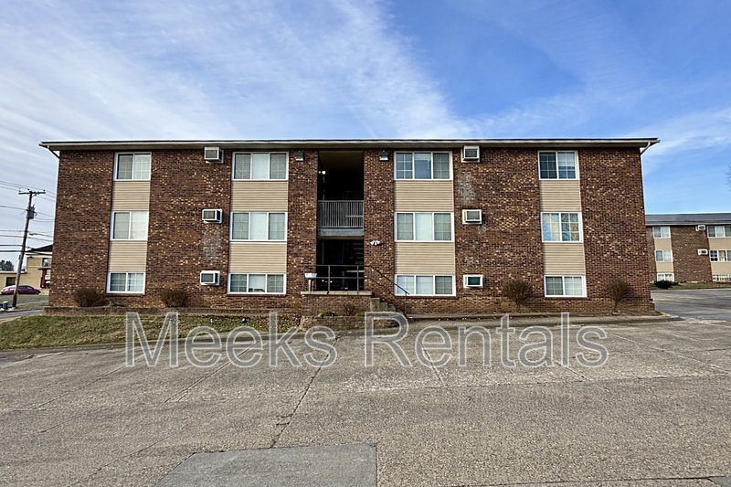 Hurricane Apartment: 2648 Main St.