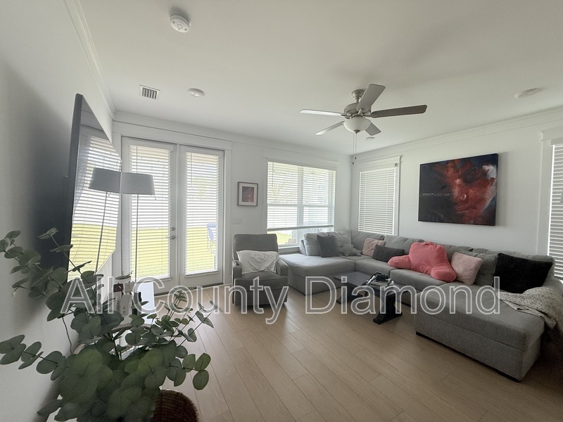 Main Rental Photo 6