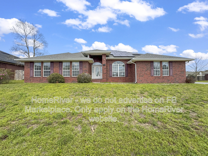 Crestview House: 2107 Hagood Loop