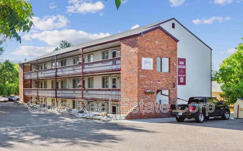 Arvada House: 6090 Olde Wadsworth Blvd.