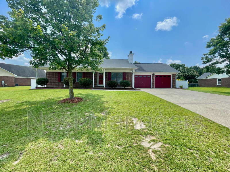 Fayetteville House: 172 Finch Road