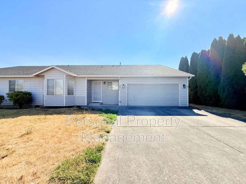 Vancouver Townhome: 5011 NE 129th Ave