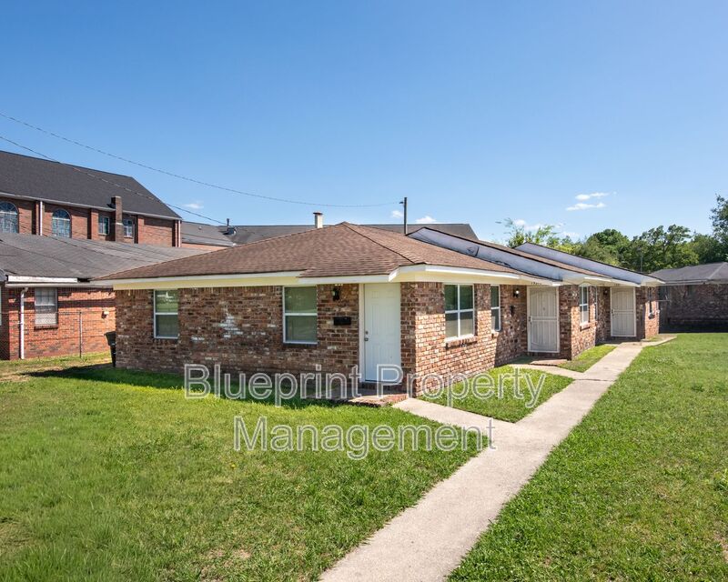 Birmingham House: 1521 22nd Street Ensley