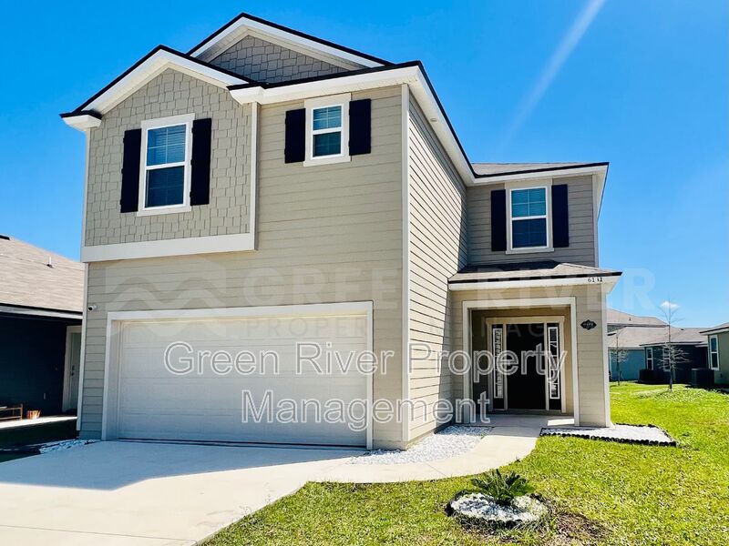 Jacksonville House: 6181 Bucking Bronco Drive