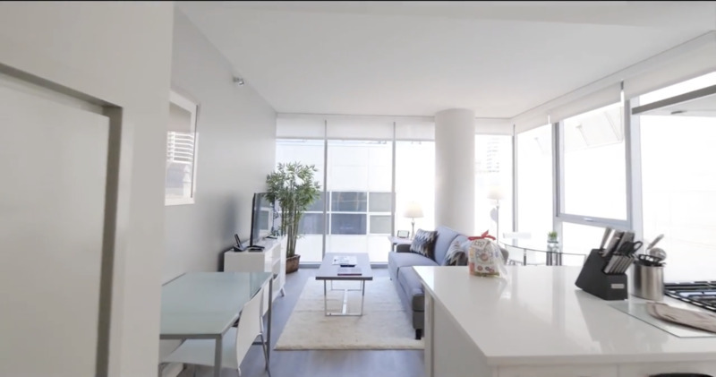 Chicago Condo: 4 E Huron St