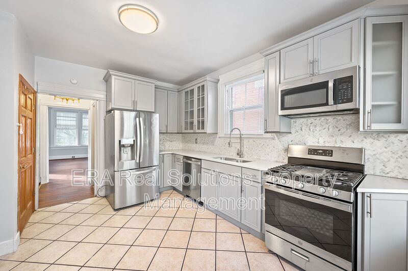 Cincinnati Condo: 4560 North Edgewood Ave