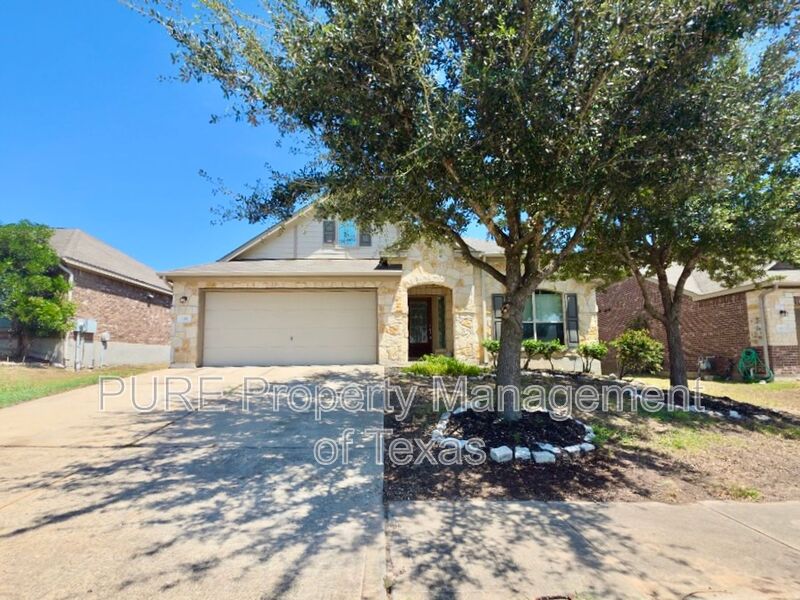 Buda House: 124 Jasper Trail