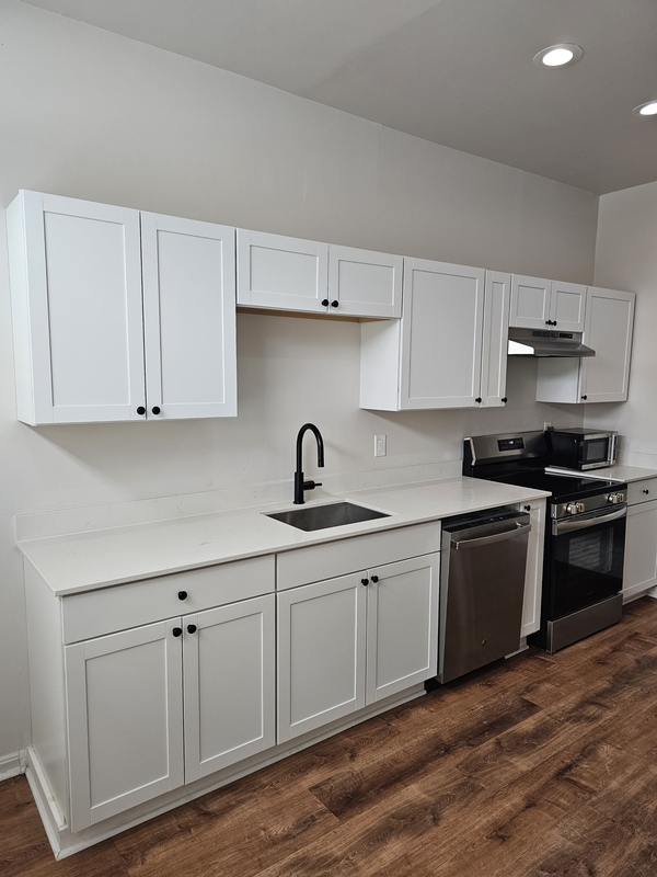 Newport Condo: 847 Central Avenue - 2