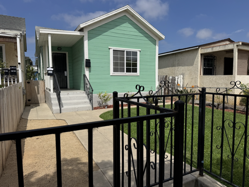 San Diego Condo: 1820 Kearney Ave