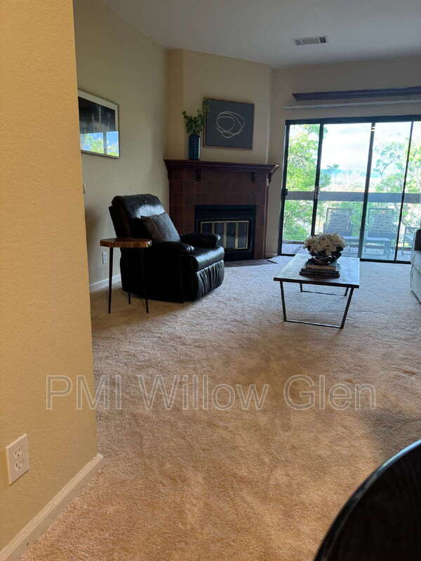 Newark Condo: 39931 Cedar Blvd