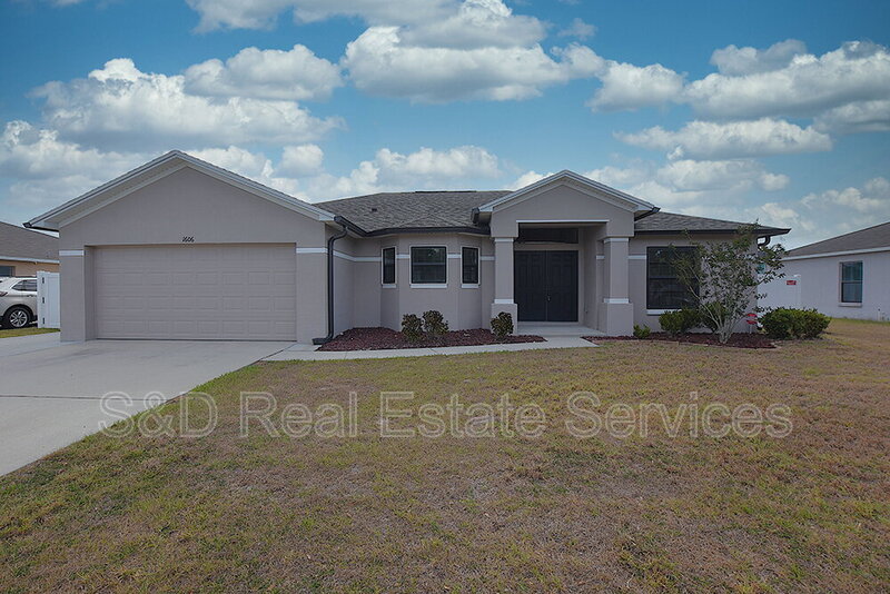 Bartow House: 1606 Taylor Landing Dr.
