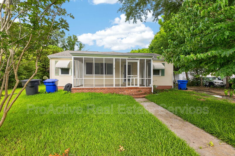 100 Hodges Manor Road 