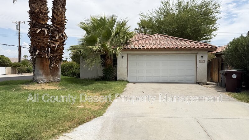 Main image for 52020 Avenida Mendoza