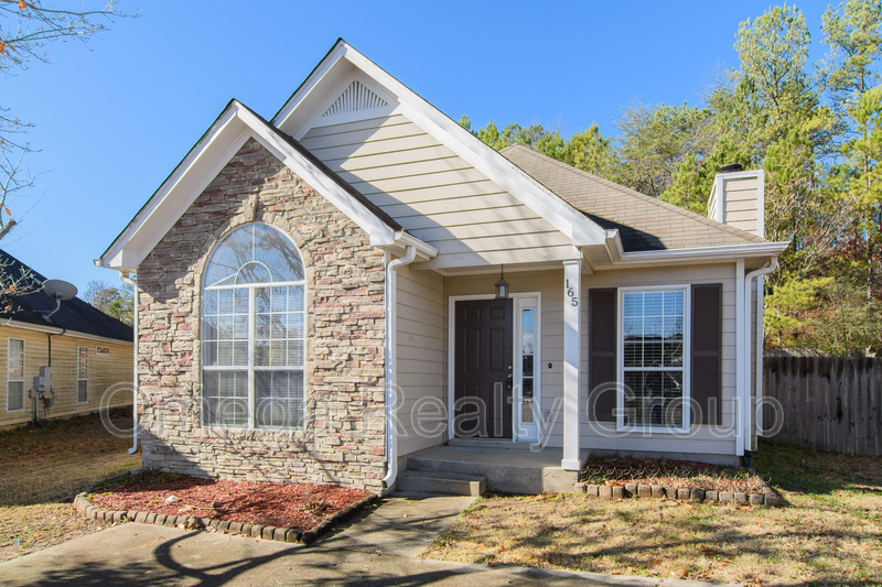 Calera House: 165 Mayfair Ln