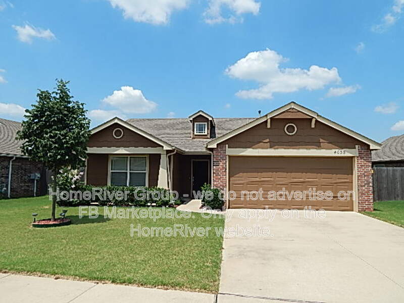 Jenks House: 4035 W 105th St S