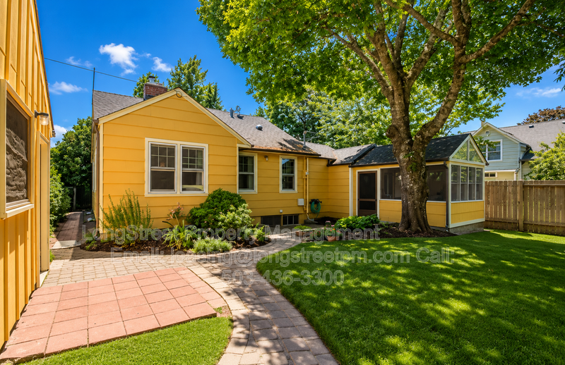 Corvallis House: 744 NW 16th Street