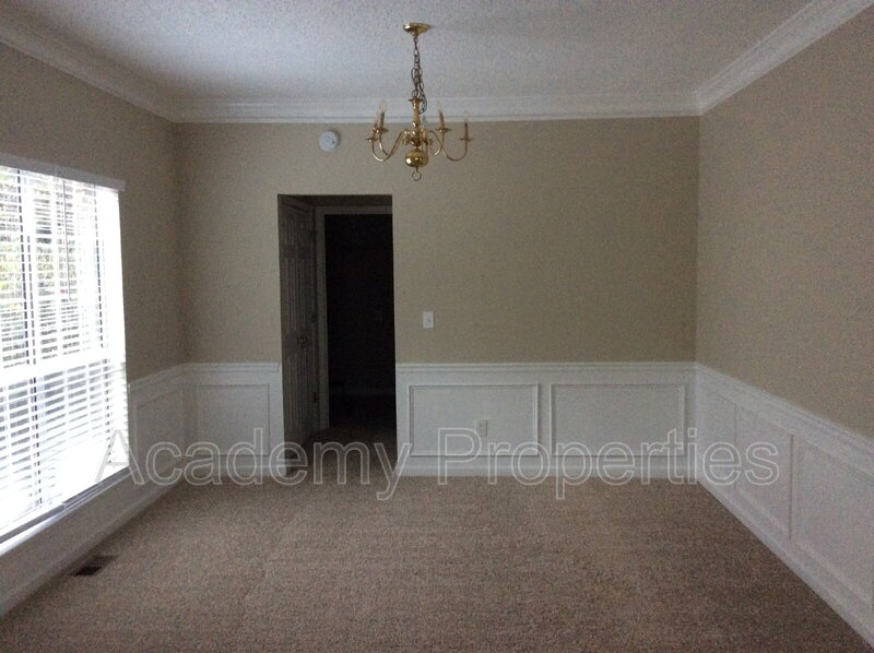 Lawrenceville House: 1087 Glen Chase Dr