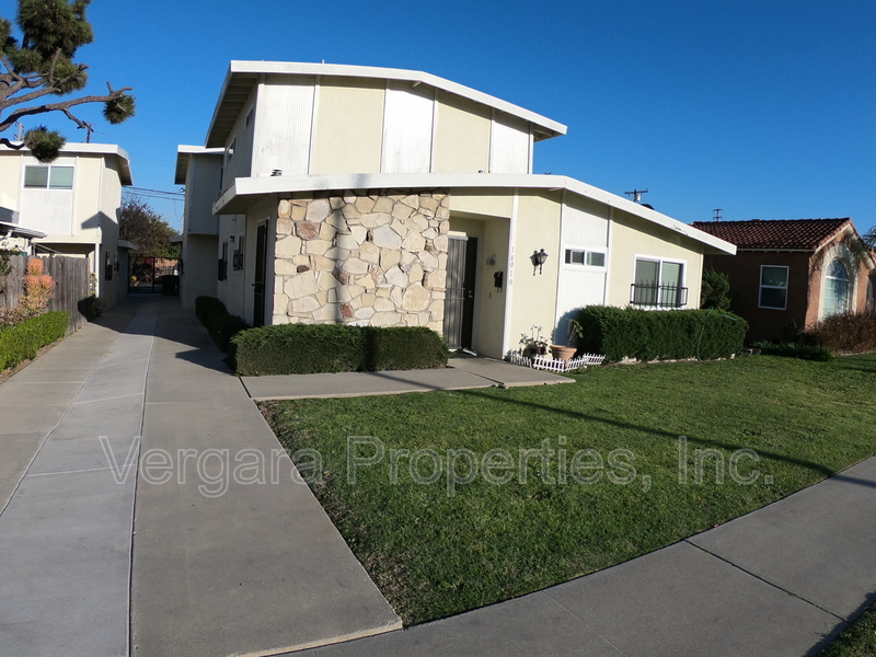 Torrance Townhome: 18012 Manhattan Place