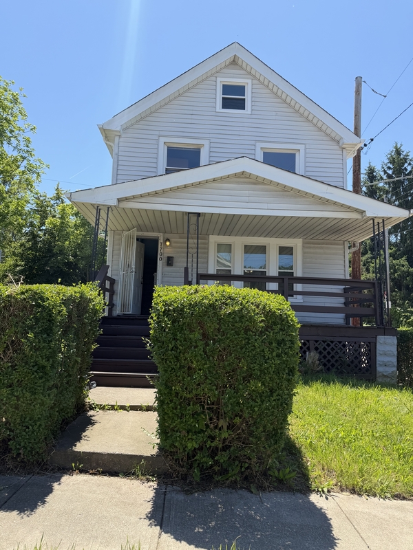 Cleveland House: 7700 Goodman Avenue