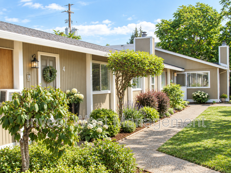 Vancouver House: 2015 Z Street
