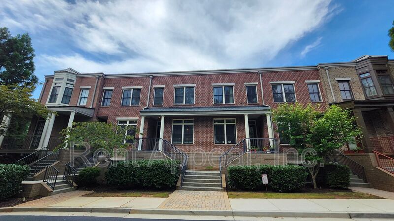 Atlanta House: 4727 Cypress Commons