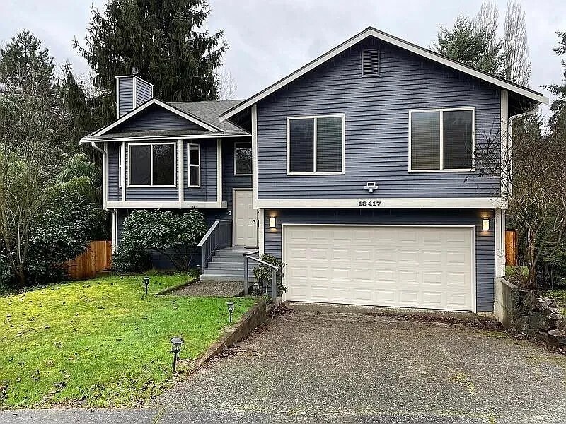 Kirkland House: 13417 110th PL NE