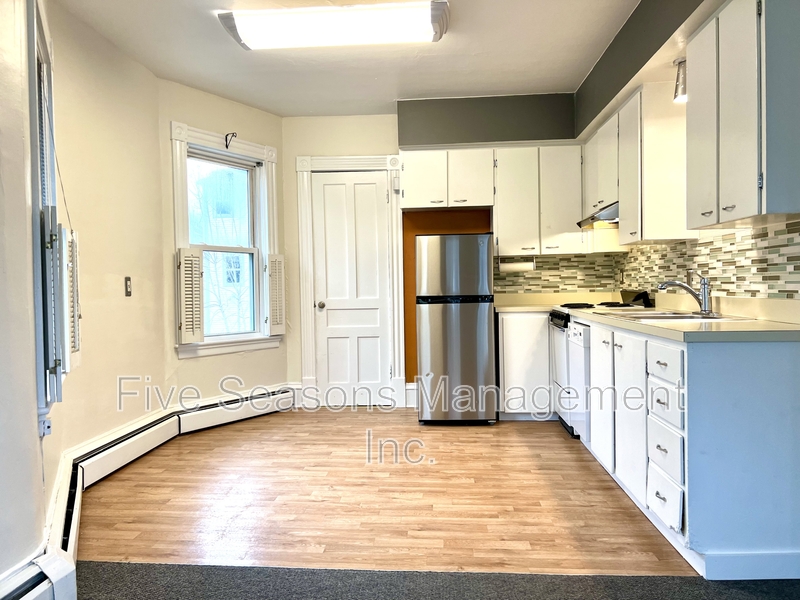 Burlington Condo: 55 Greene Street - 3