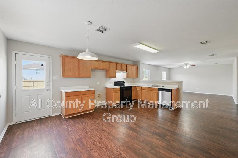 Main Rental Photo 2
