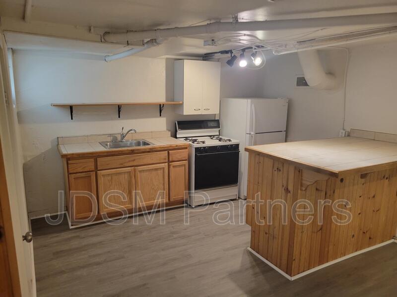 Denver Condo: 1260 Vine Street #6