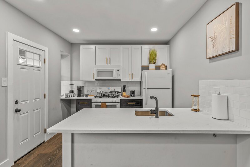 Philadelphia Condo: 4821 Walnut Street - 2