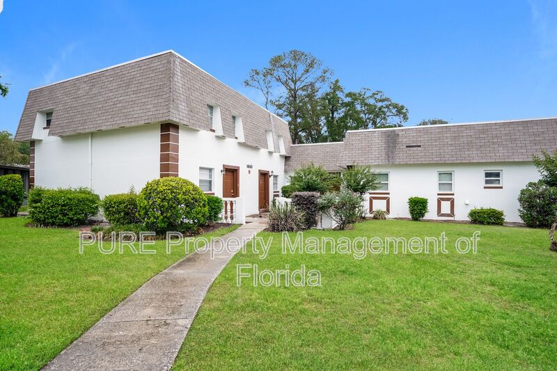 Ocala House: 1610 SE 25th Street