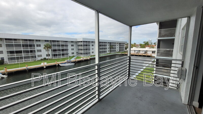 North Miami Beach Condo: 3600 NE 170th St