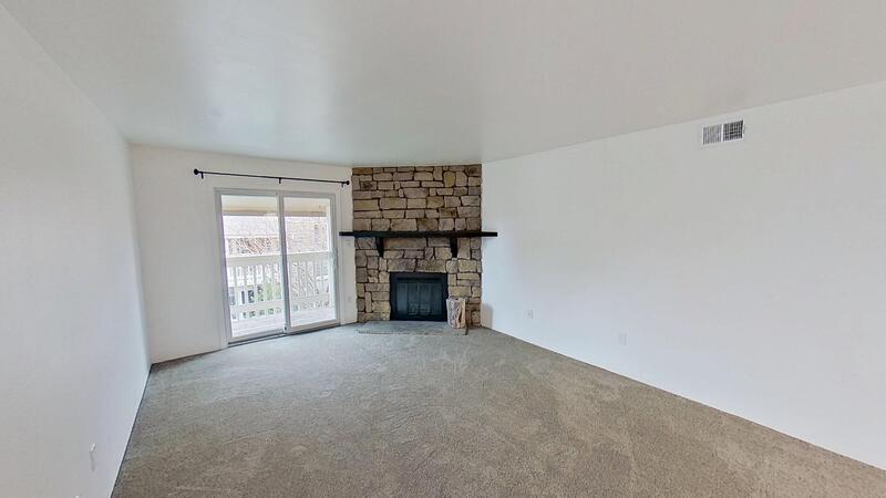 Denver Condo: 4400 S Quebec St