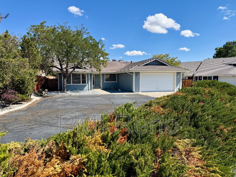 Sparks House: 1372 Laser Ct