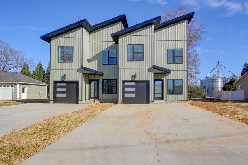 Trenton House: 102 Rosenwald Street