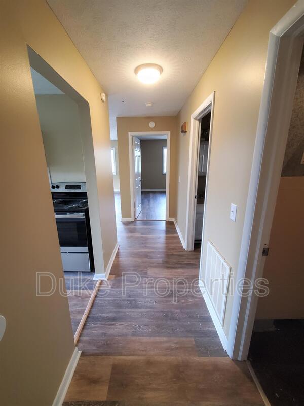 Brockport Condo: 70 Market St