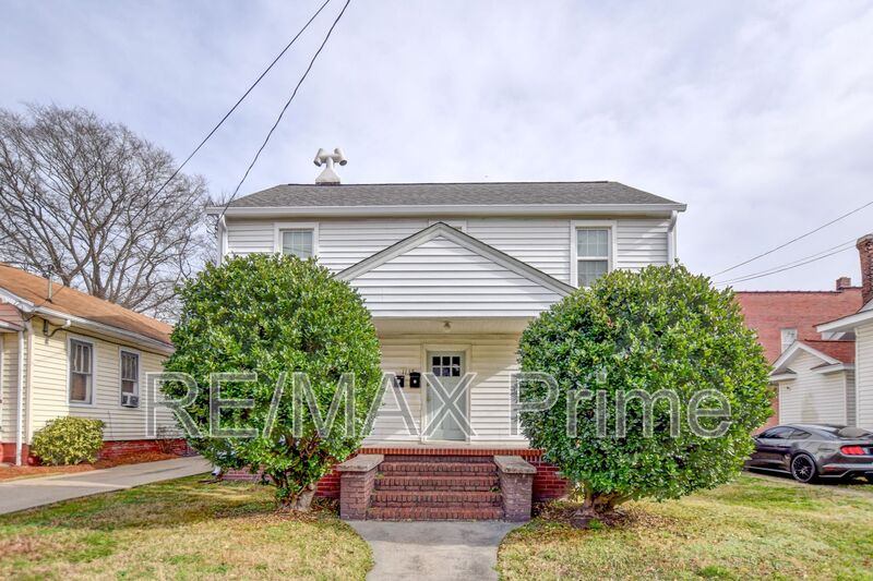 Chesapeake Condo: 1135 Jackson Avenue