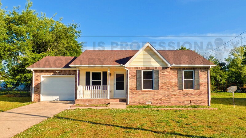 Clarksville House: 283 Audrea Lane